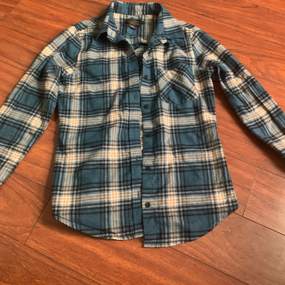 XS Women’s shirt